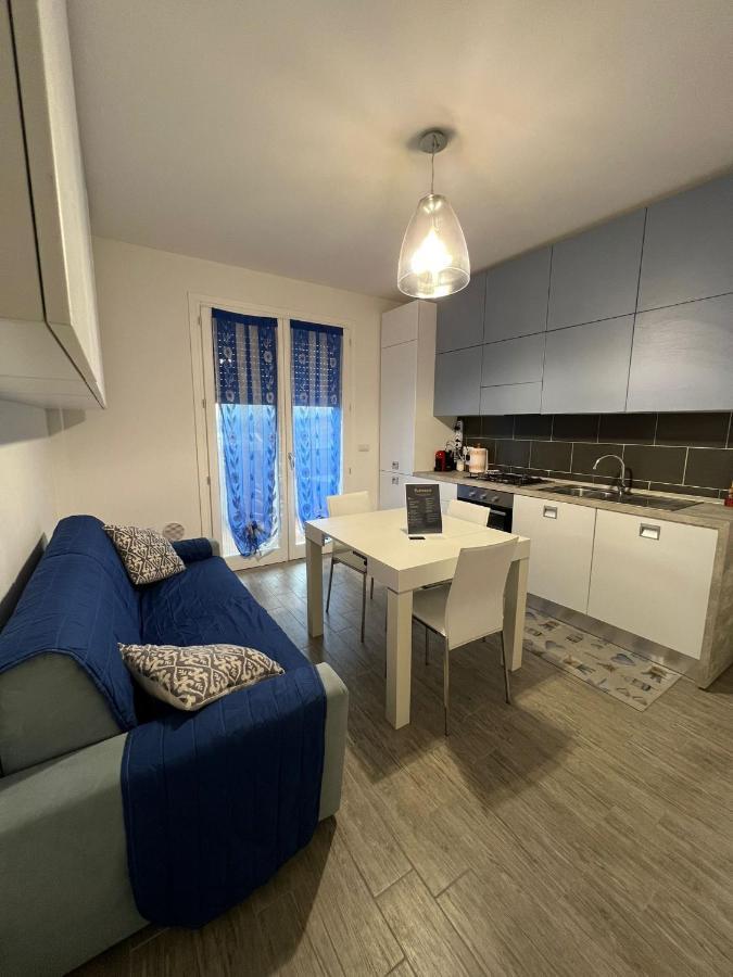 Pm 10 Via Joan Miro Guest House Алгеро Екстериор снимка